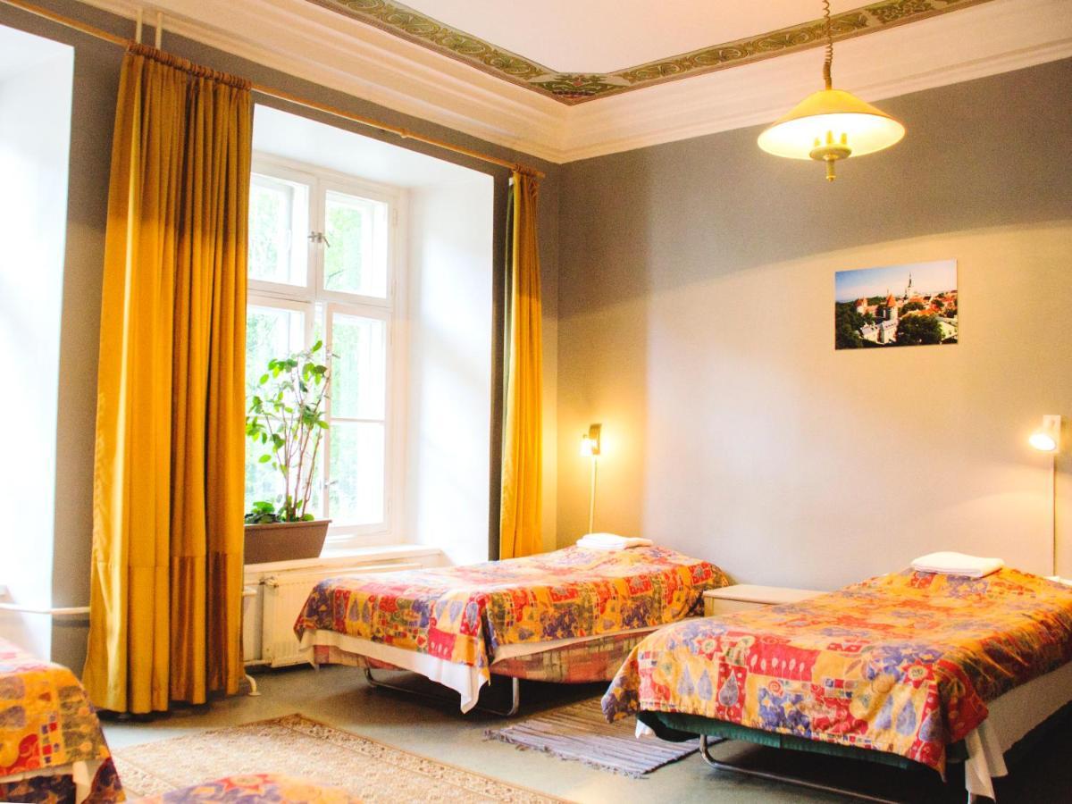 Guest house 16Eur - Old Town Munkenhof 2*