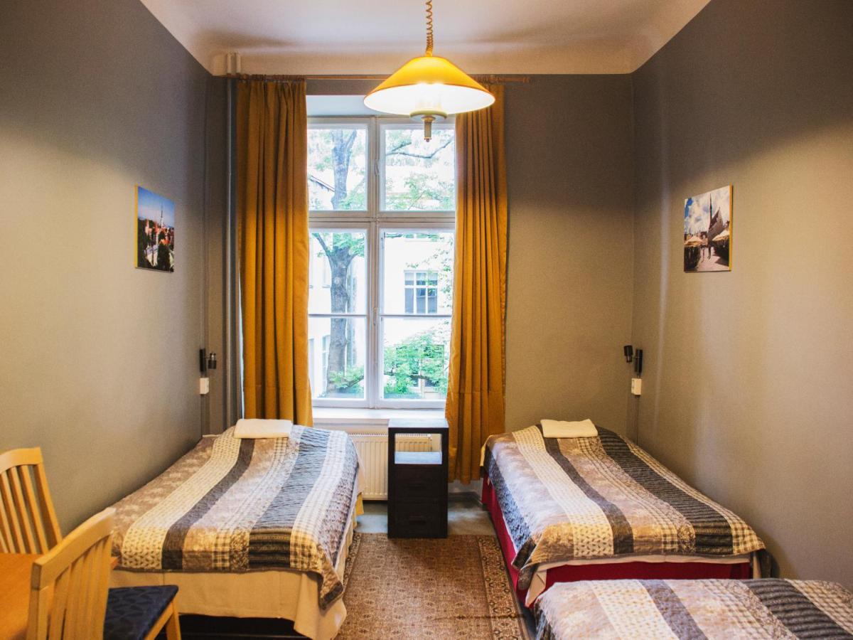 16Eur - Old Town Munkenhof Guest house Tallinn
