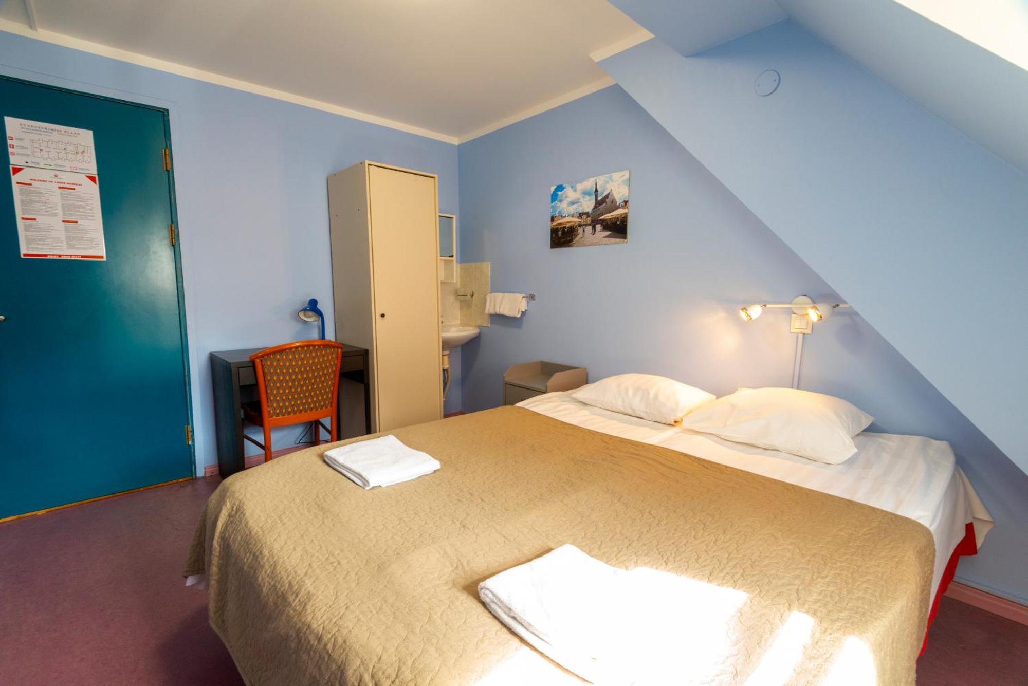 16Eur - Old Town Munkenhof Guest house