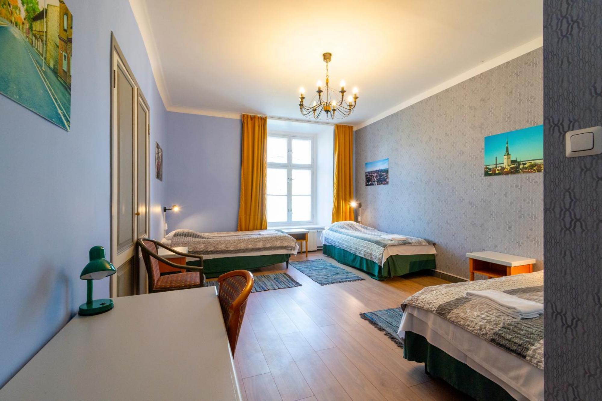 16Eur - Old Town Munkenhof 2* Tallinn